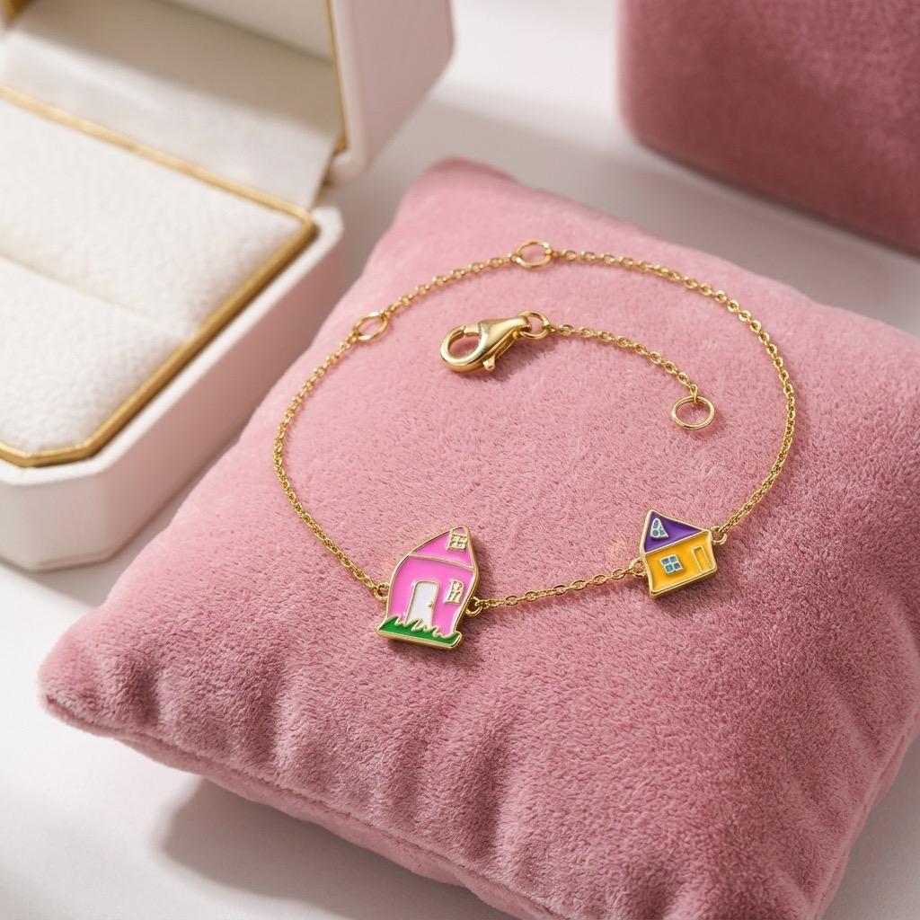 Little Artist Keepsake Necklace featuring a child’s artwork, displayed on a pink jewellery cushion.
